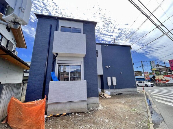 グランデ的場の物件外観写真